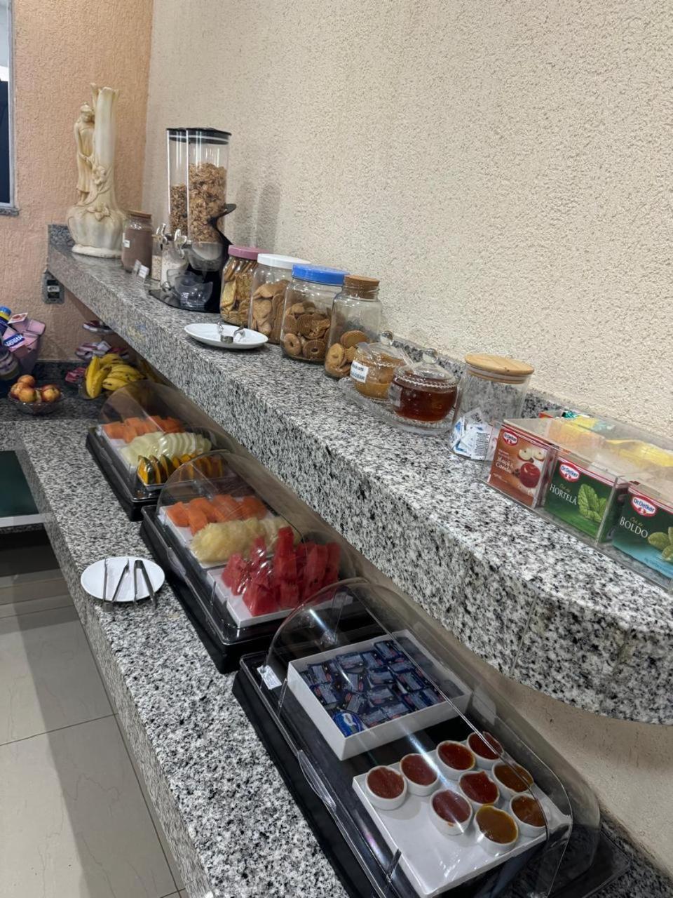 Hotel Aconchego Da Vila Сакуарема Екстер'єр фото
